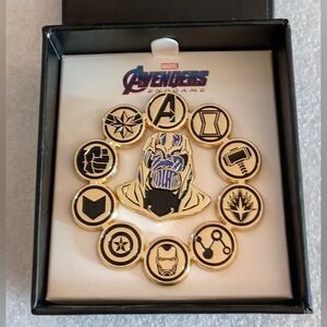 Marvel Avenger End Game Gauntlet Thanos 2 Pin Set New MIB NOS